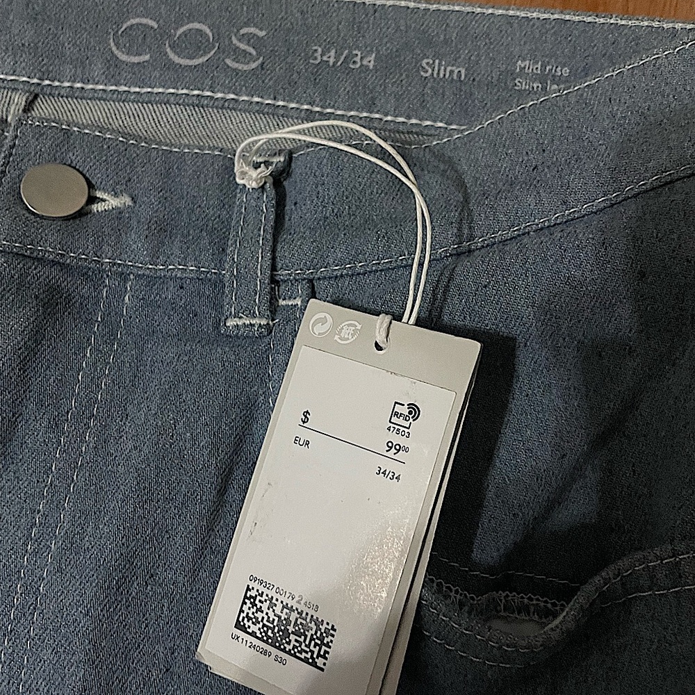 These are Slim 34x34 COS mens jeans! Brand new!